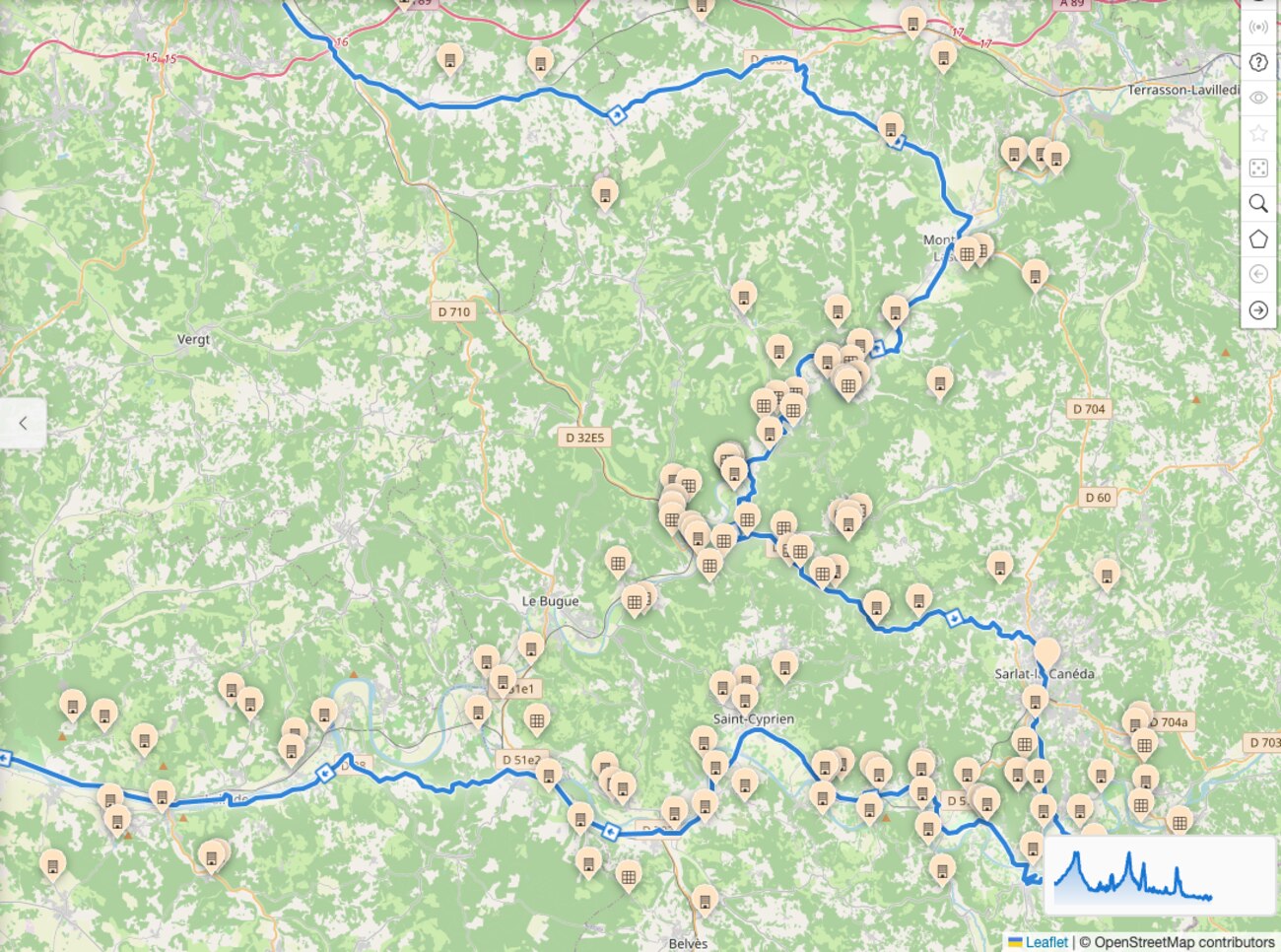 Stage 8 through the Dordogne - châteaux and prehistoric sites at every bend of the Vézère and Dordogne valleys PitStopper map of the stage 8 route through the Dordogne, dotted with château and prehistoric-site markers