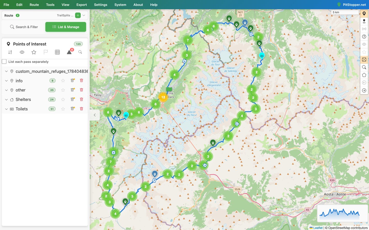 PitStopper showing the full UTMB loop around the Mont Blanc massif with refuges, shelters and toilets marked